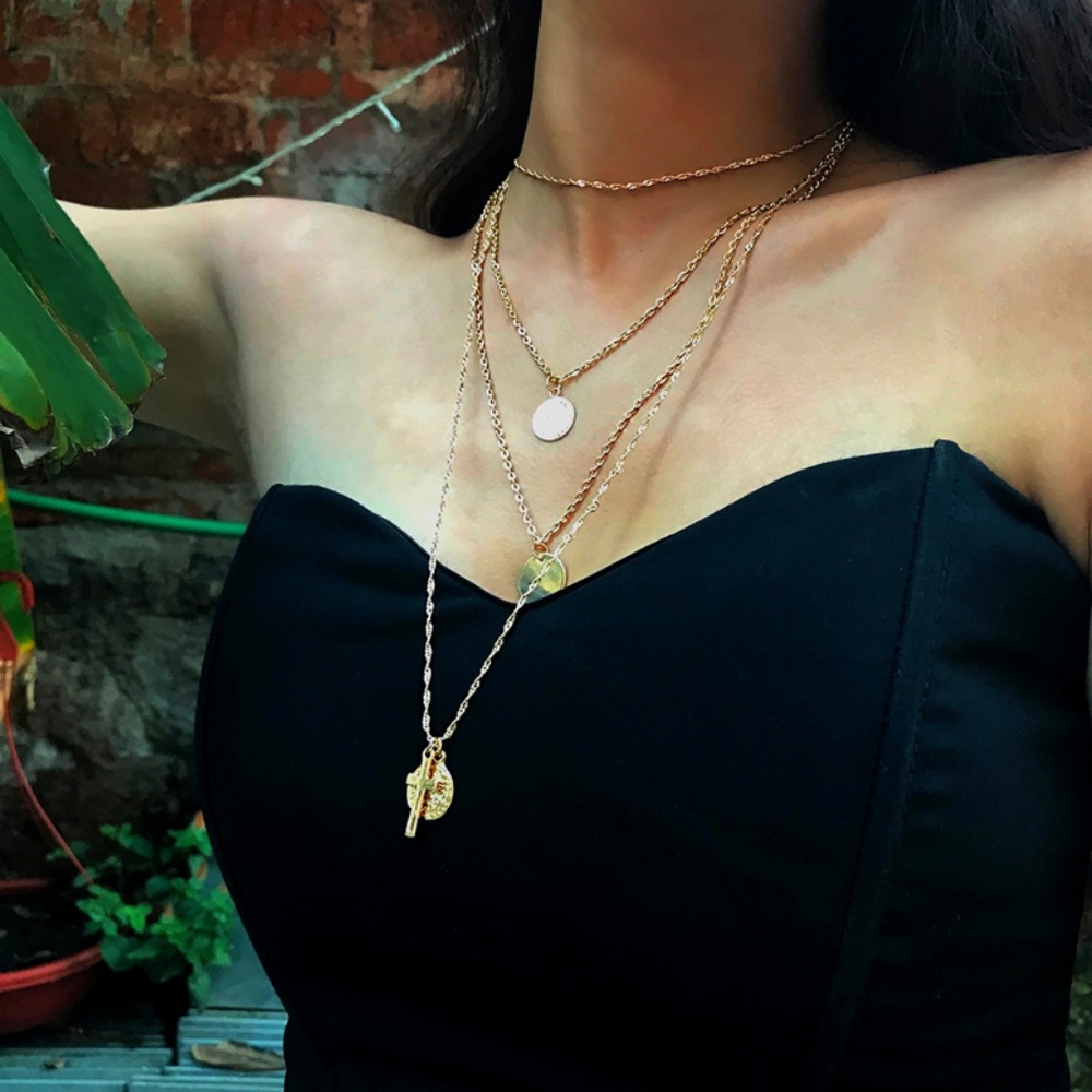 3/$35🔥 💕Last One Rosary Maria Choker Necklaces - Picture 2 of 10
